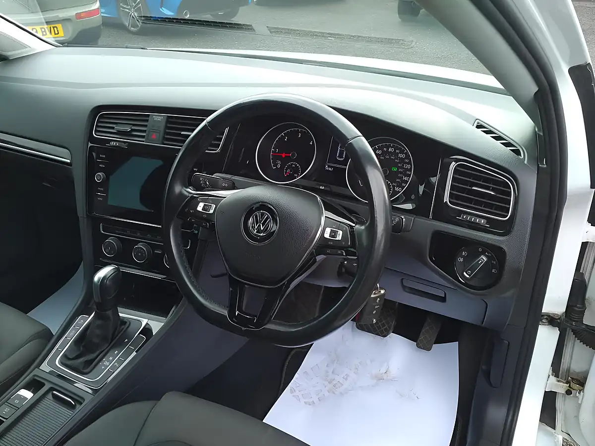 Used 2019 Volkswagen Golf GT White - Interior and Exterior details 13