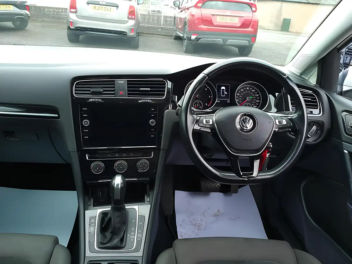 Used 2019 Volkswagen Golf GT White - Interior and Exterior details 16