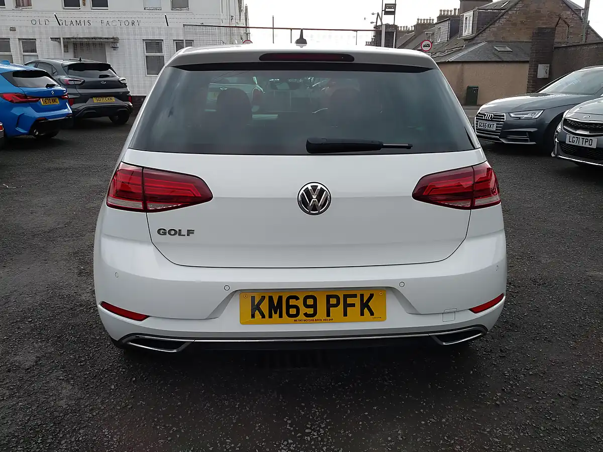 Used 2019 Volkswagen Golf GT White - Interior and Exterior details 5