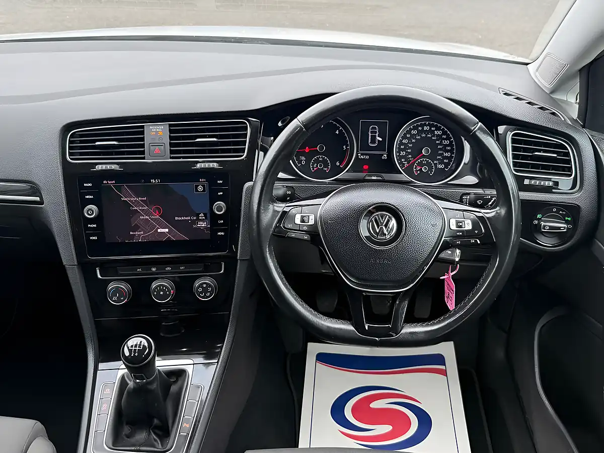 Used 2019 Volkswagen Golf GT White - Interior and Exterior details 11