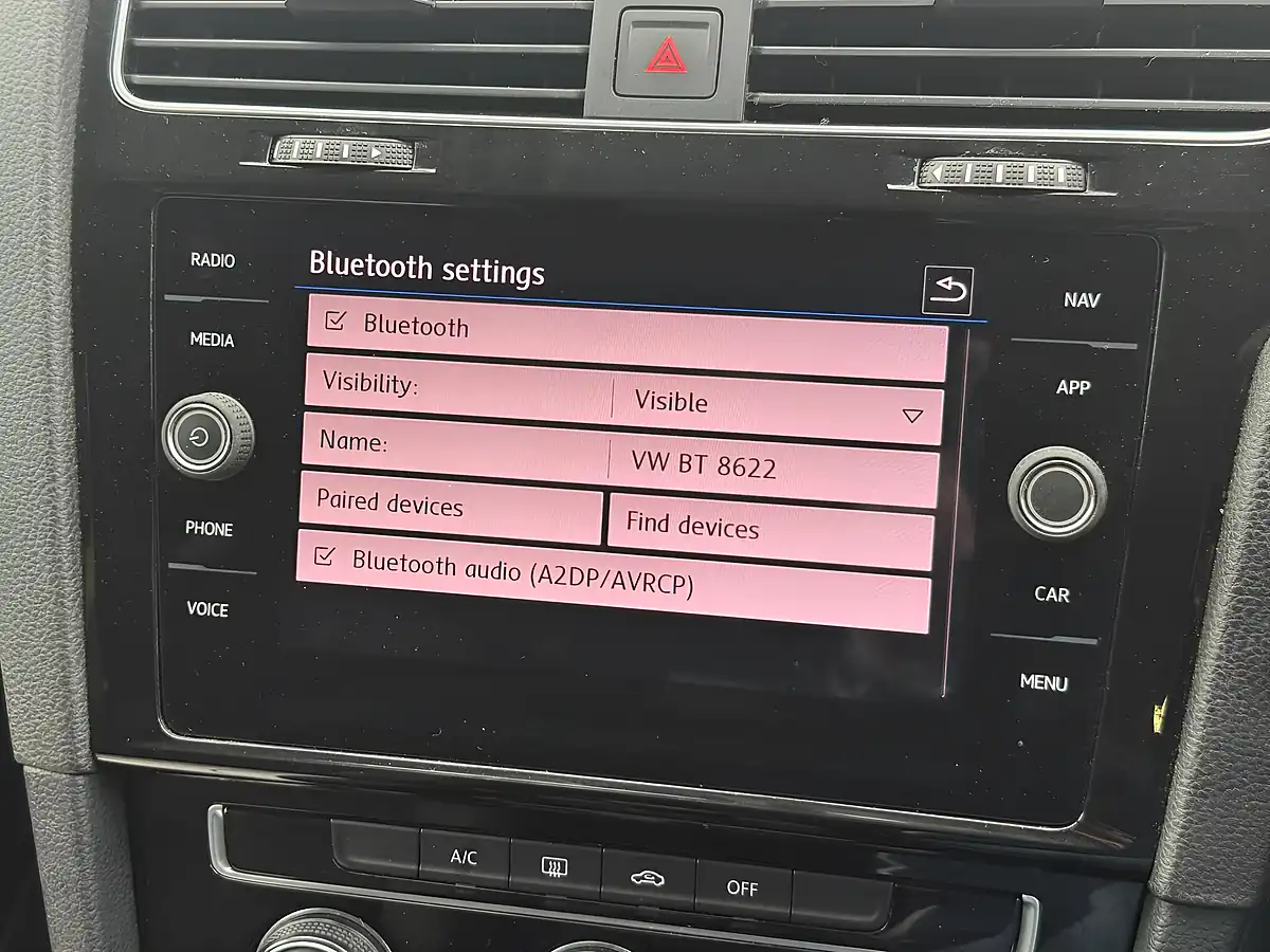 Used 2019 Volkswagen Golf GT White - Interior and Exterior details 14