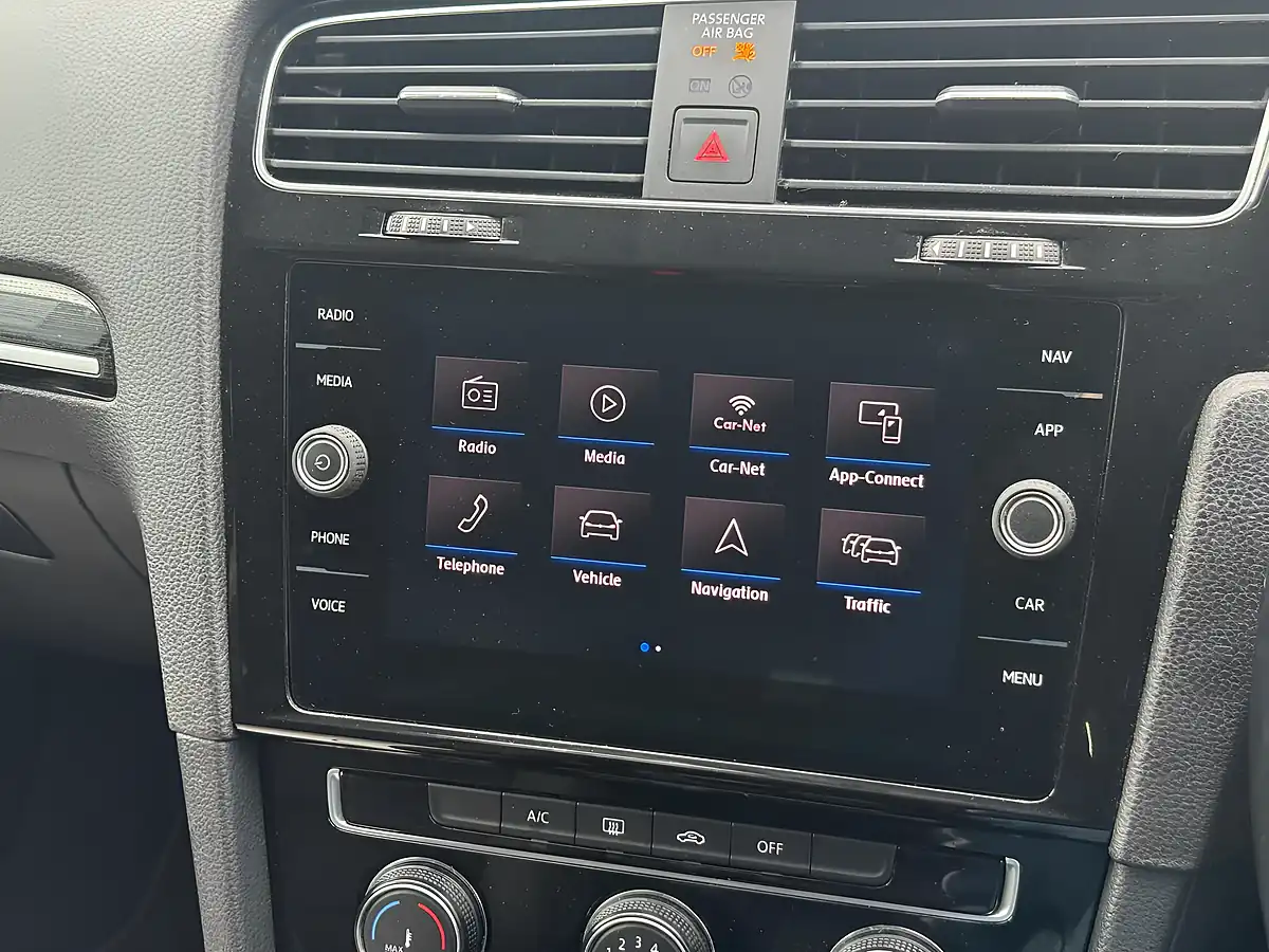 Used 2019 Volkswagen Golf GT White - Interior and Exterior details 16
