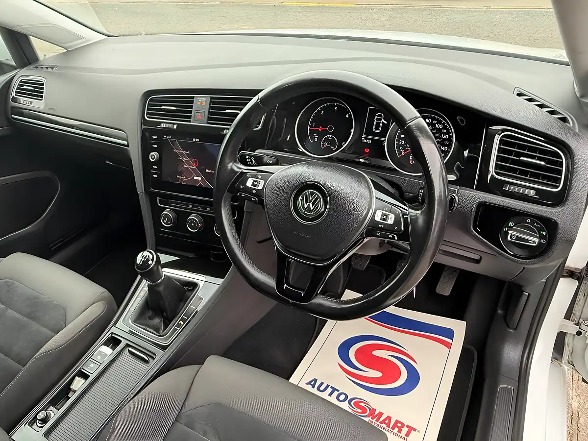 Used 2019 Volkswagen Golf GT White - Interior and Exterior details 9