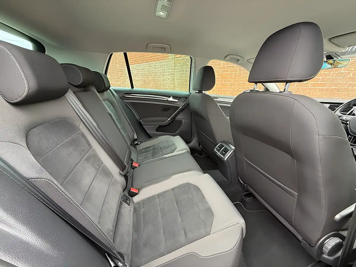Used 2019 Volkswagen Golf GT White - Interior and Exterior details 12