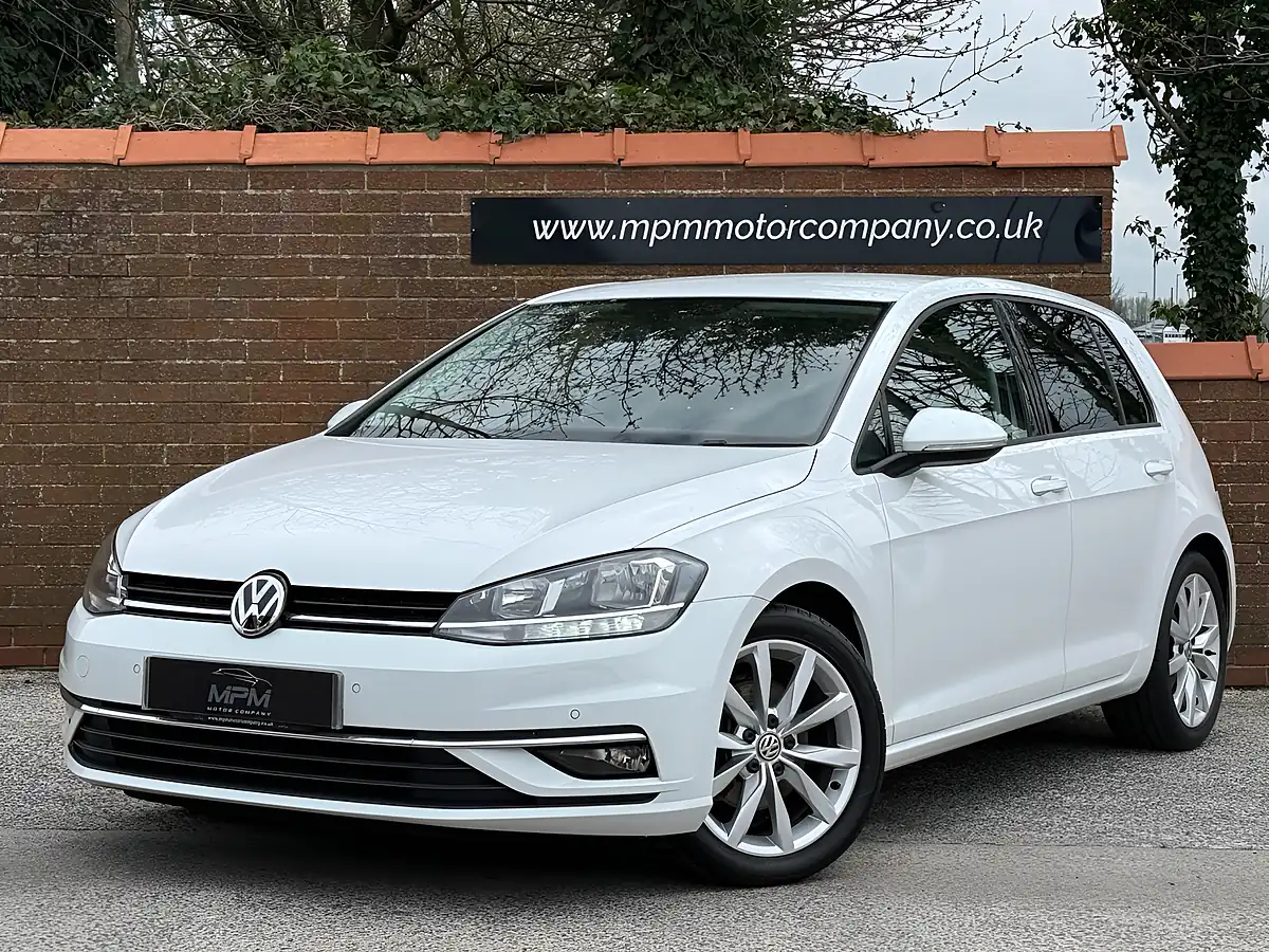 Used 2019 Volkswagen Golf GT White - Interior and Exterior details 2