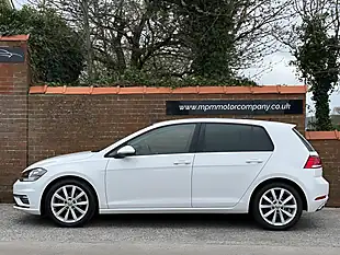 Used 2019 Volkswagen Golf GT White - Interior and Exterior details 4