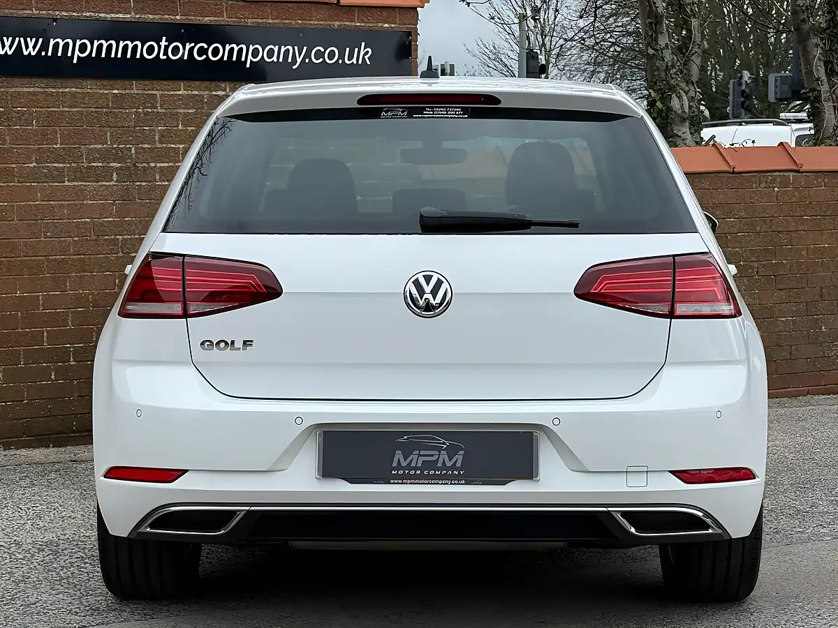Used 2019 Volkswagen Golf GT White - Interior and Exterior details 8