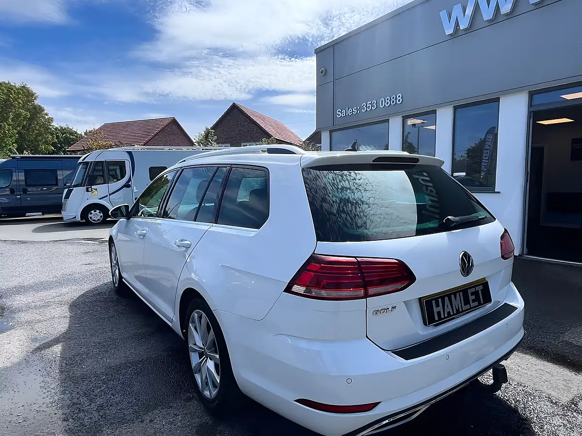 Used 2019 Volkswagen Golf GT White - Interior and Exterior details 3