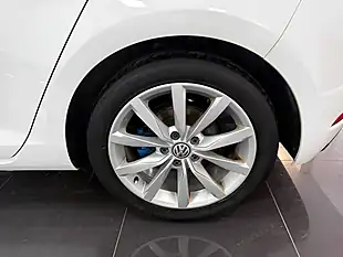 Used 2019 Volkswagen Golf GT White - Interior and Exterior details 12