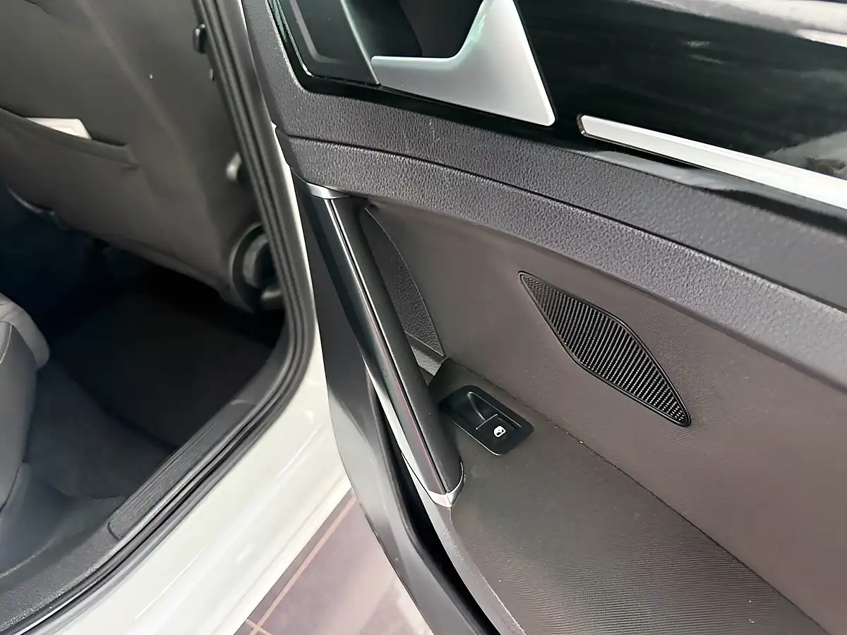 Used 2019 Volkswagen Golf GT White - Interior and Exterior details 6