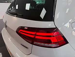 Used 2019 Volkswagen Golf GT White - Interior and Exterior details 7