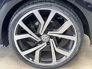 Used 2019 Volkswagen Golf Gtd Black - Interior and Exterior details 11