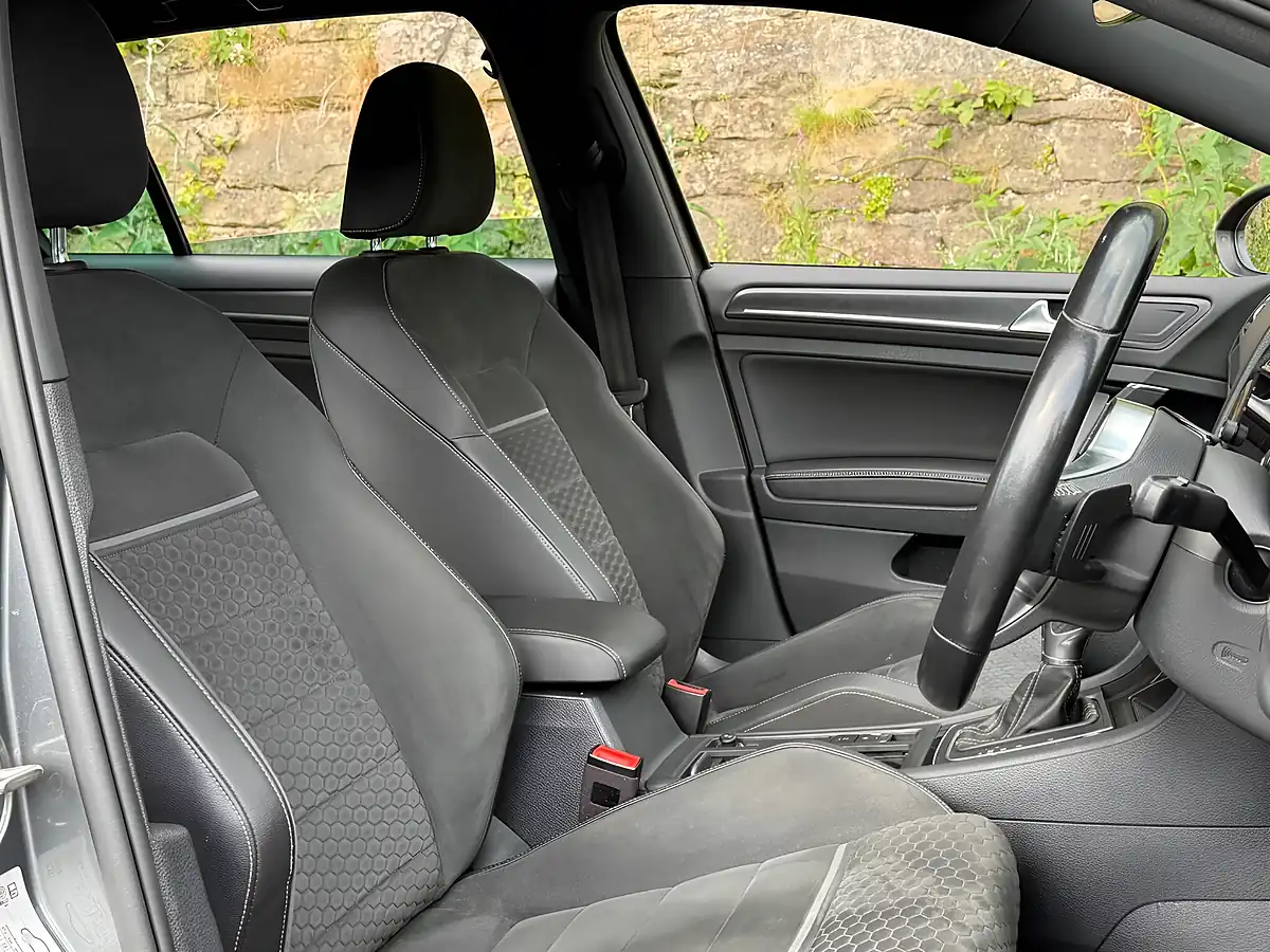 Used 2019 Volkswagen Golf Gtd Grey - Interior and Exterior details 11