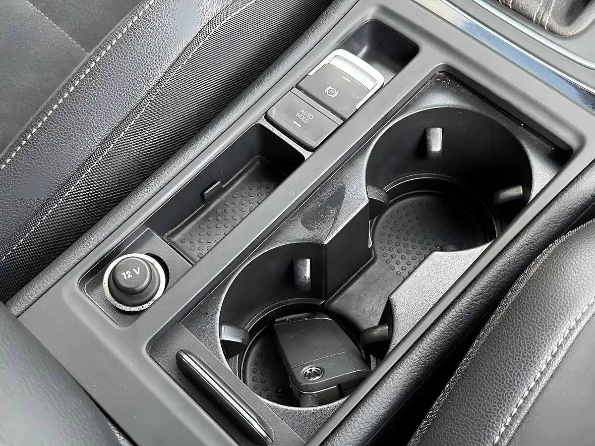 Used 2019 Volkswagen Golf Gtd Grey - Interior and Exterior details 7
