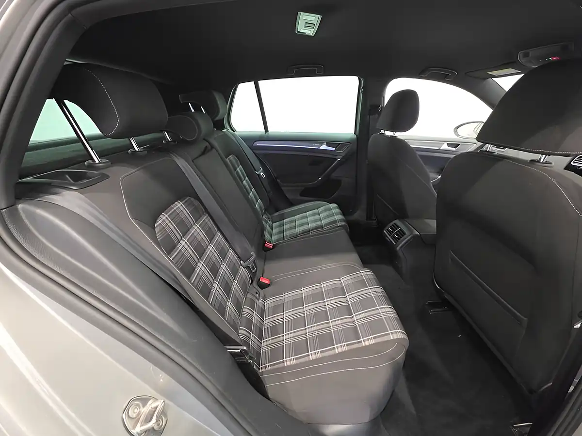Used 2019 Volkswagen Golf Gtd Silver - Interior and Exterior details 13