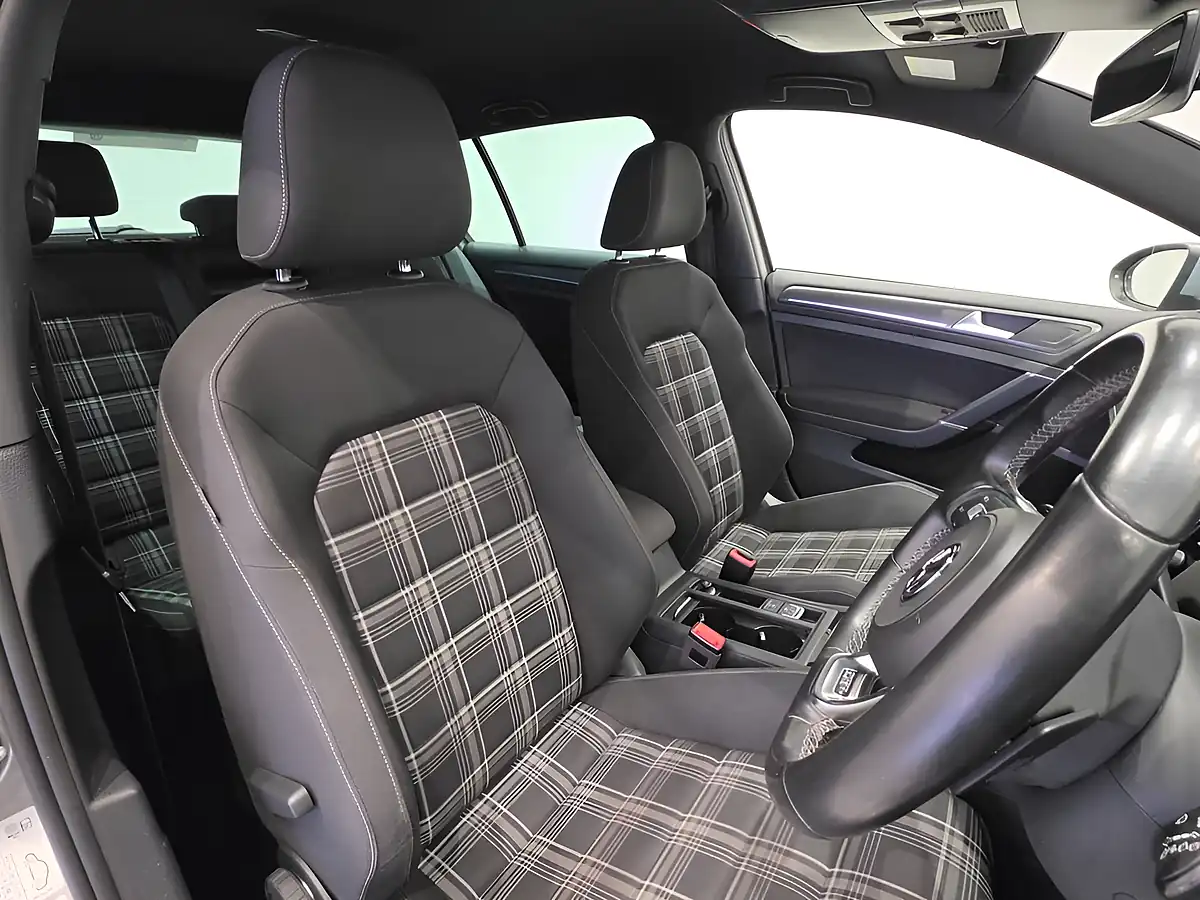 Used 2019 Volkswagen Golf Gtd Silver - Interior and Exterior details 17
