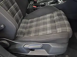 Used 2019 Volkswagen Golf Gtd Silver - Interior and Exterior details 18