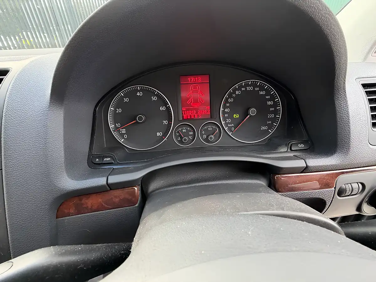 Used 2019 Volkswagen Golf GTI Grey - Interior and Exterior details 16