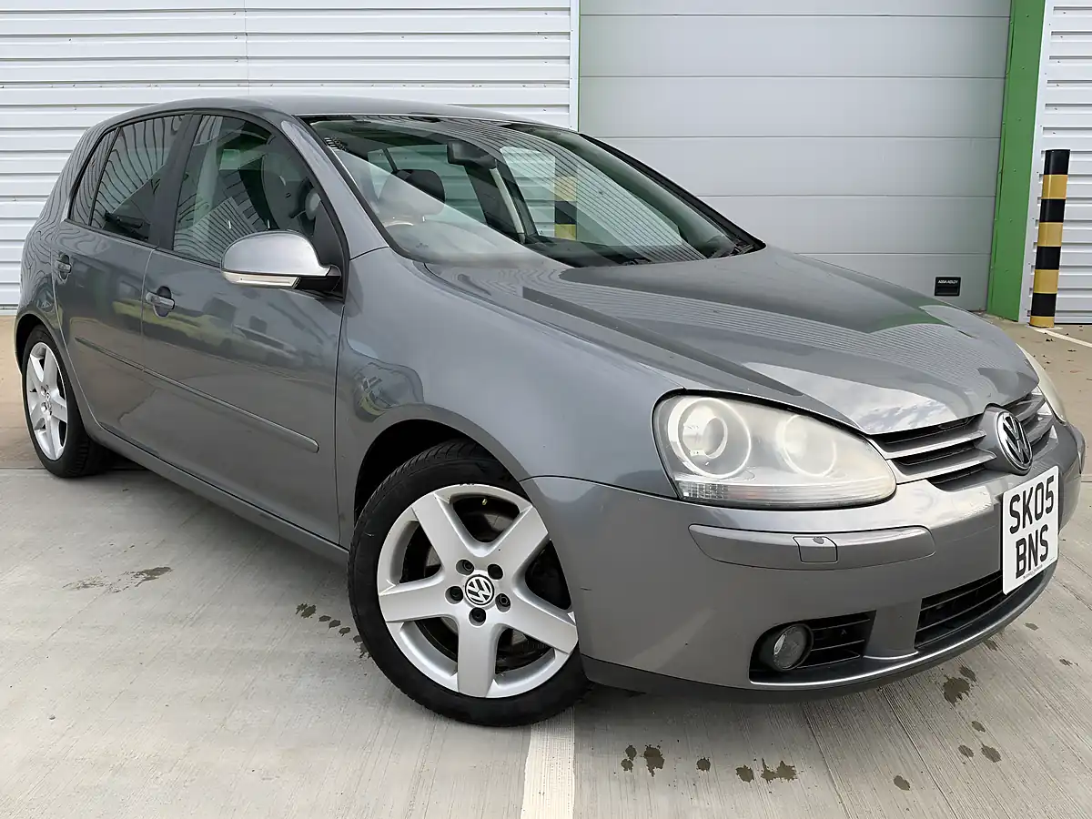 Used 2019 Volkswagen Golf GTI Grey - Interior and Exterior details 2