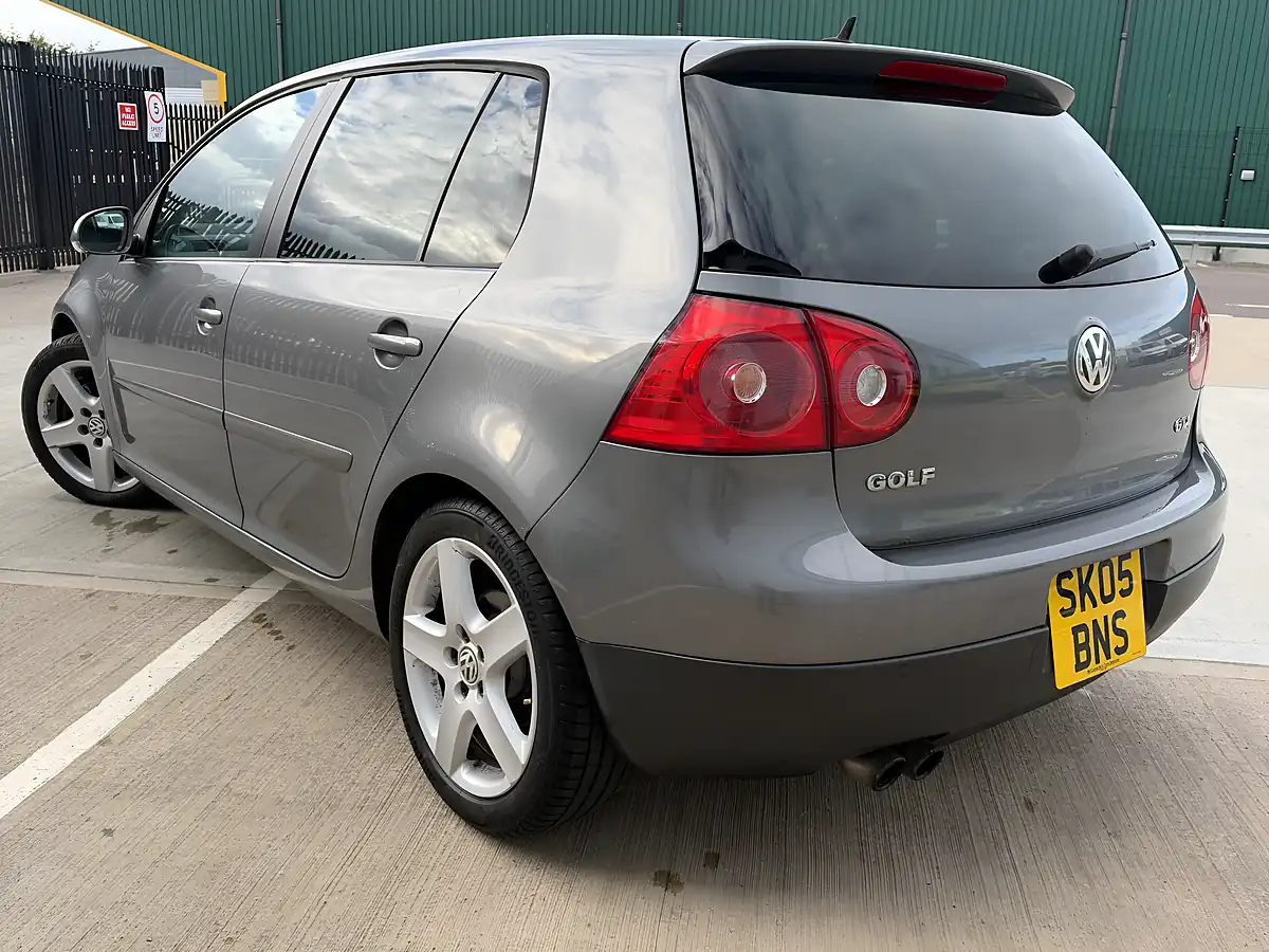 Used 2019 Volkswagen Golf GTI Grey - Interior and Exterior details 7