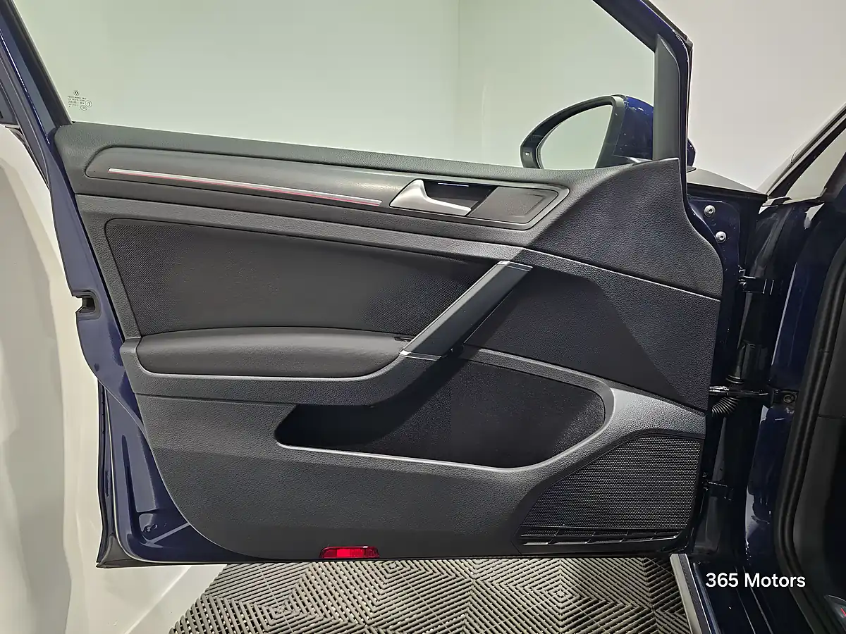 Used 2019 Volkswagen Golf GTI Performance Atlantic Blue - Interior and Exterior details 11