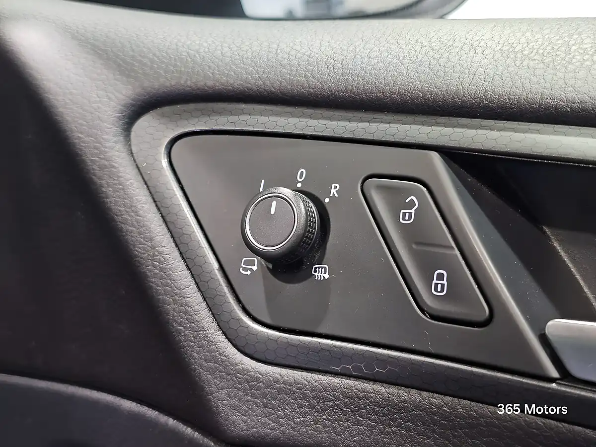 Used 2019 Volkswagen Golf GTI Performance Atlantic Blue - Interior and Exterior details 12