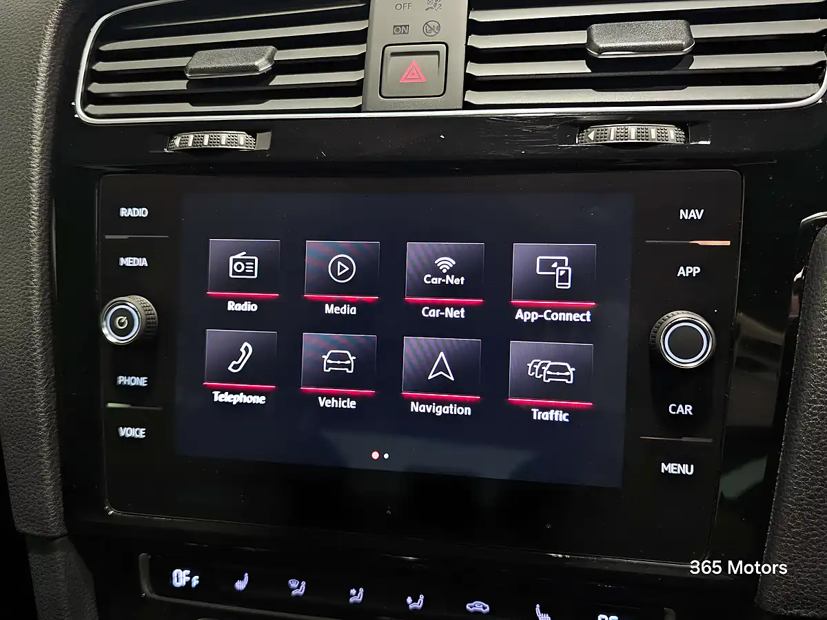 Used 2019 Volkswagen Golf GTI Performance Atlantic Blue - Interior and Exterior details 17