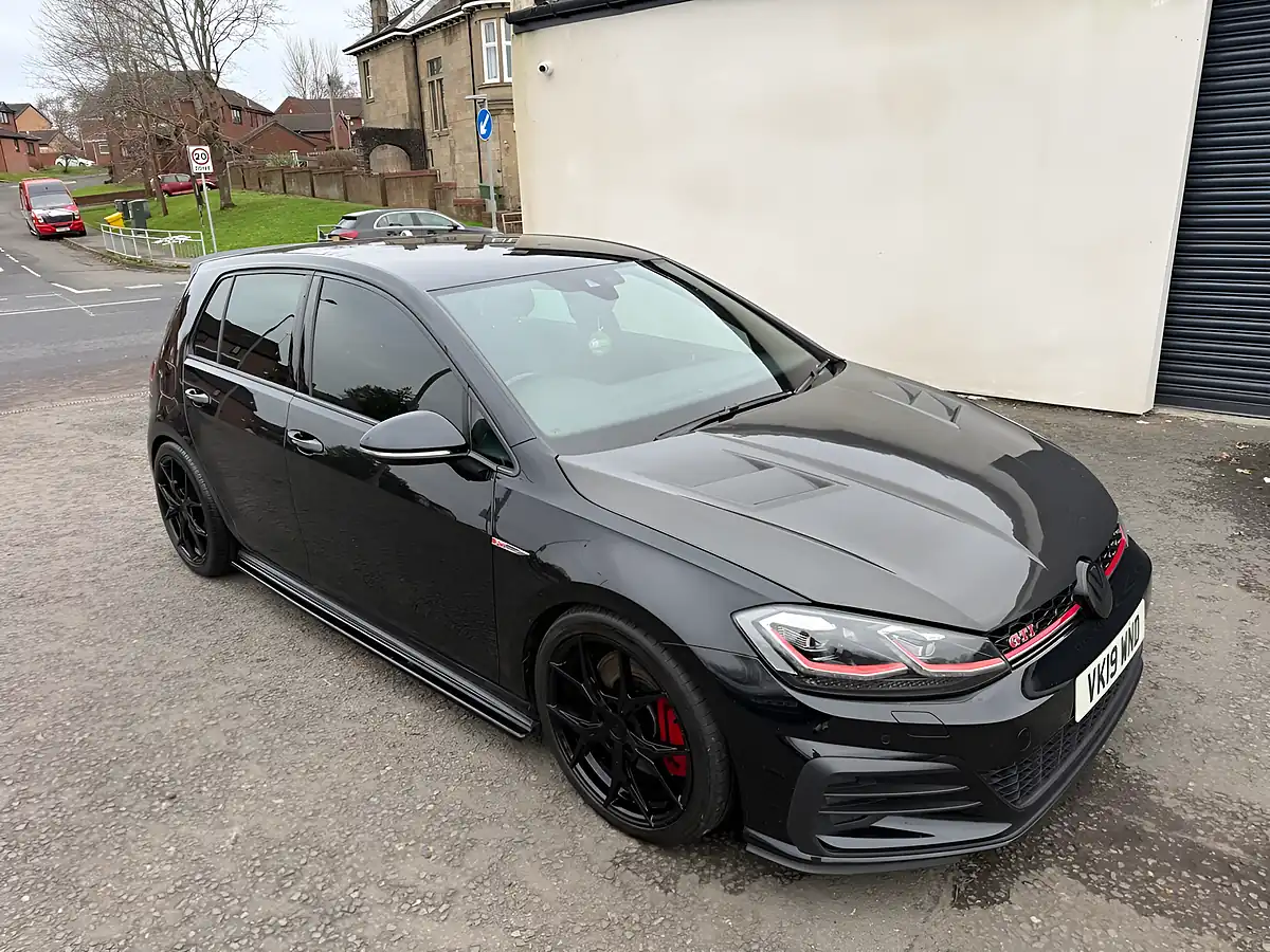 Used 2019 Volkswagen Golf GTI Performance Black - Interior and Exterior details 15