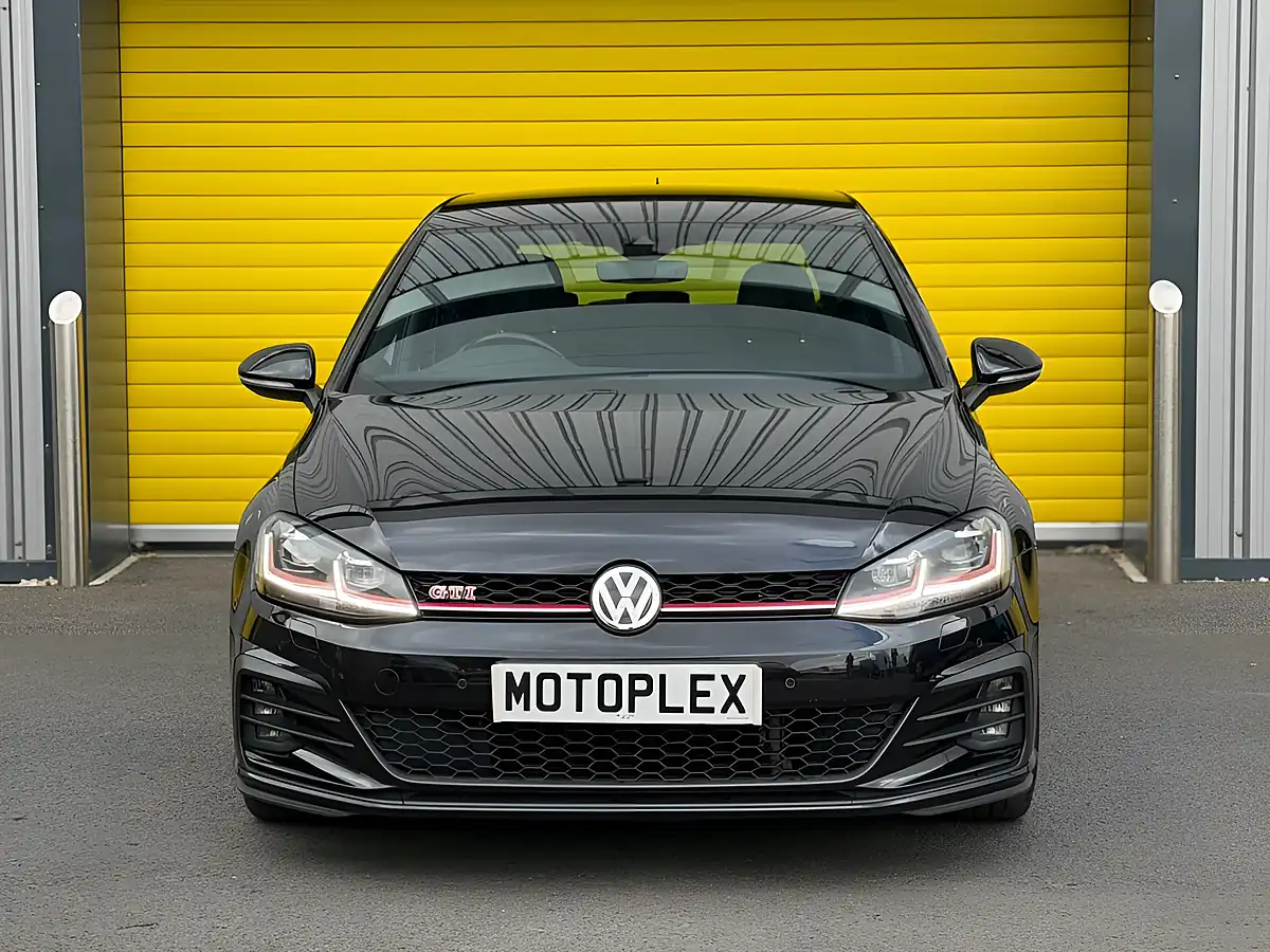 Used 2019 Volkswagen Golf GTI Performance Black - Interior and Exterior details 4