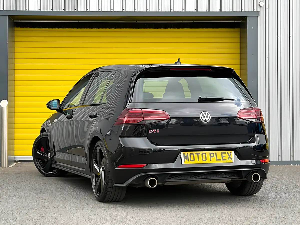 Used 2019 Volkswagen Golf GTI Performance Black - Interior and Exterior details 9