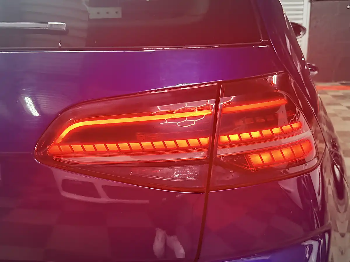 Used 2019 Volkswagen Golf GTI Performance Blue - Interior and Exterior details 12