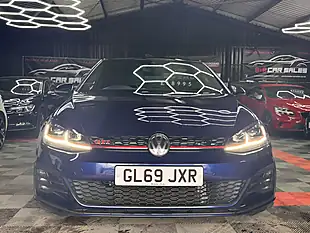 Used 2019 Volkswagen Golf GTI Performance Blue - Interior and Exterior details 2