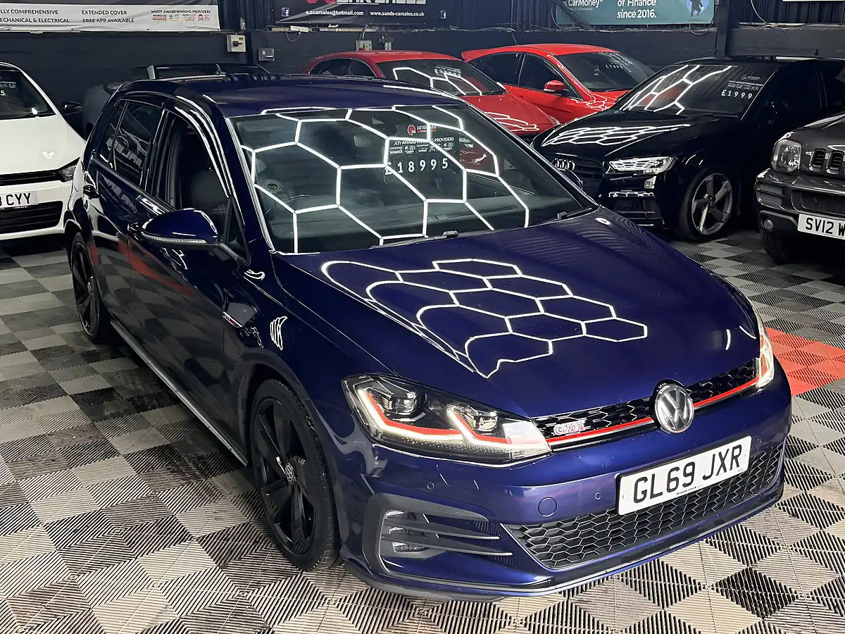 Used 2019 Volkswagen Golf GTI Performance Blue - Interior and Exterior details 5