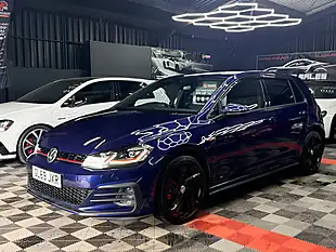 Used 2019 Volkswagen Golf GTI Performance Blue - Interior and Exterior details 9