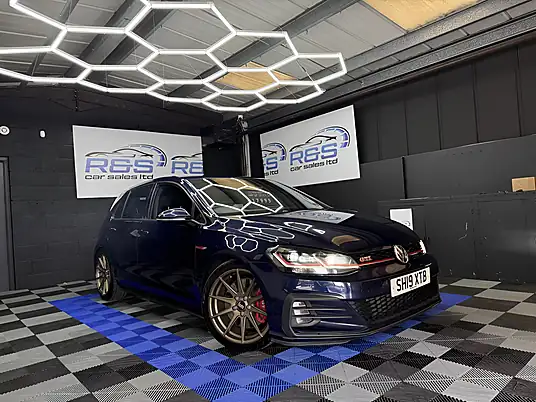 2019 Volkswagen Golf GTI Performance
