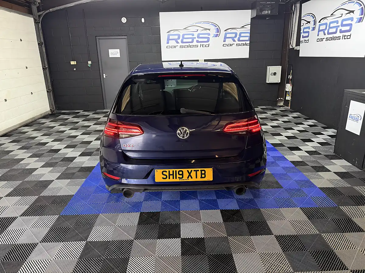 Used 2019 Volkswagen Golf GTI Performance Blue - Interior and Exterior details 10