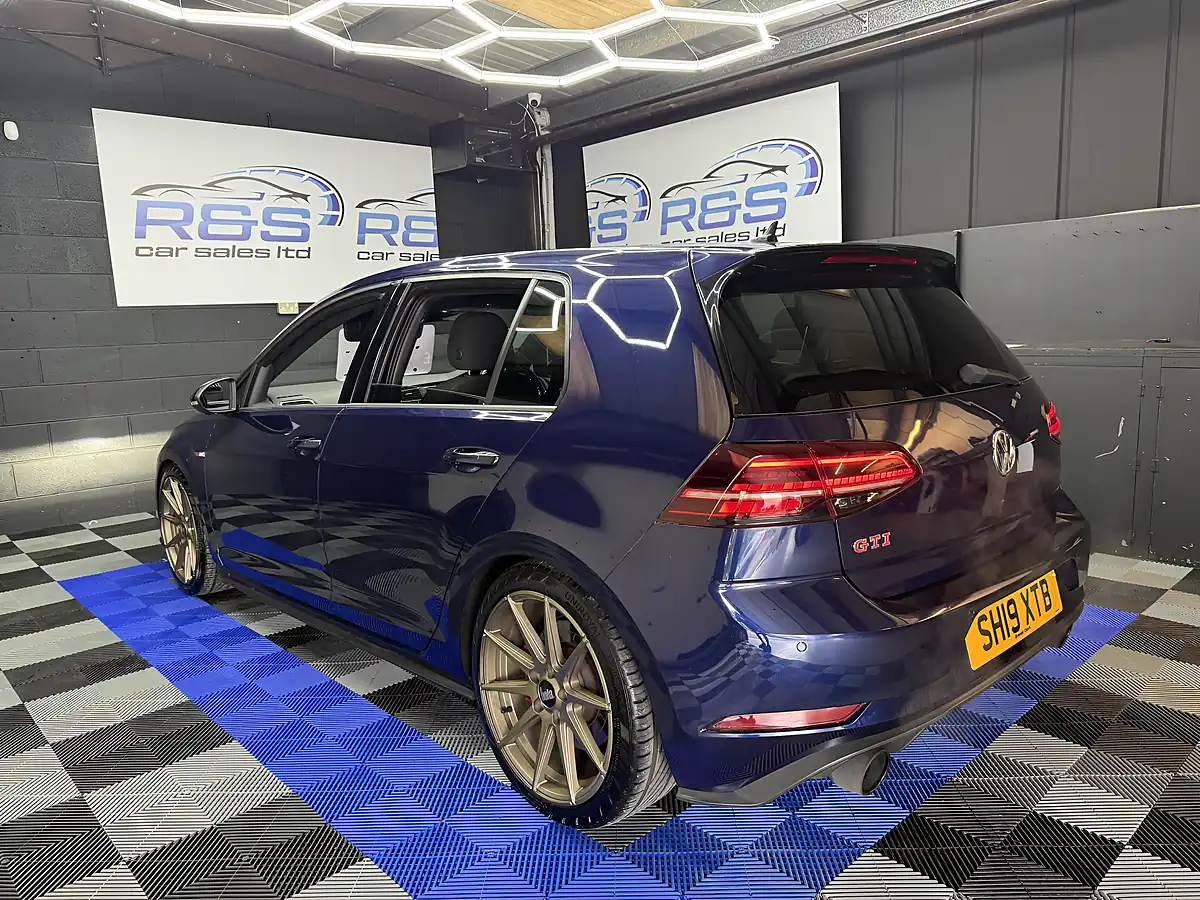 Used 2019 Volkswagen Golf GTI Performance Blue - Interior and Exterior details 12