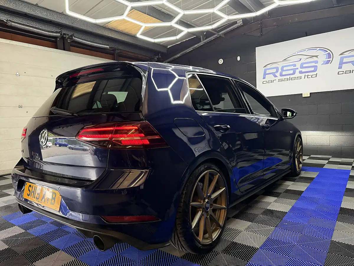 Used 2019 Volkswagen Golf GTI Performance Blue - Interior and Exterior details 13