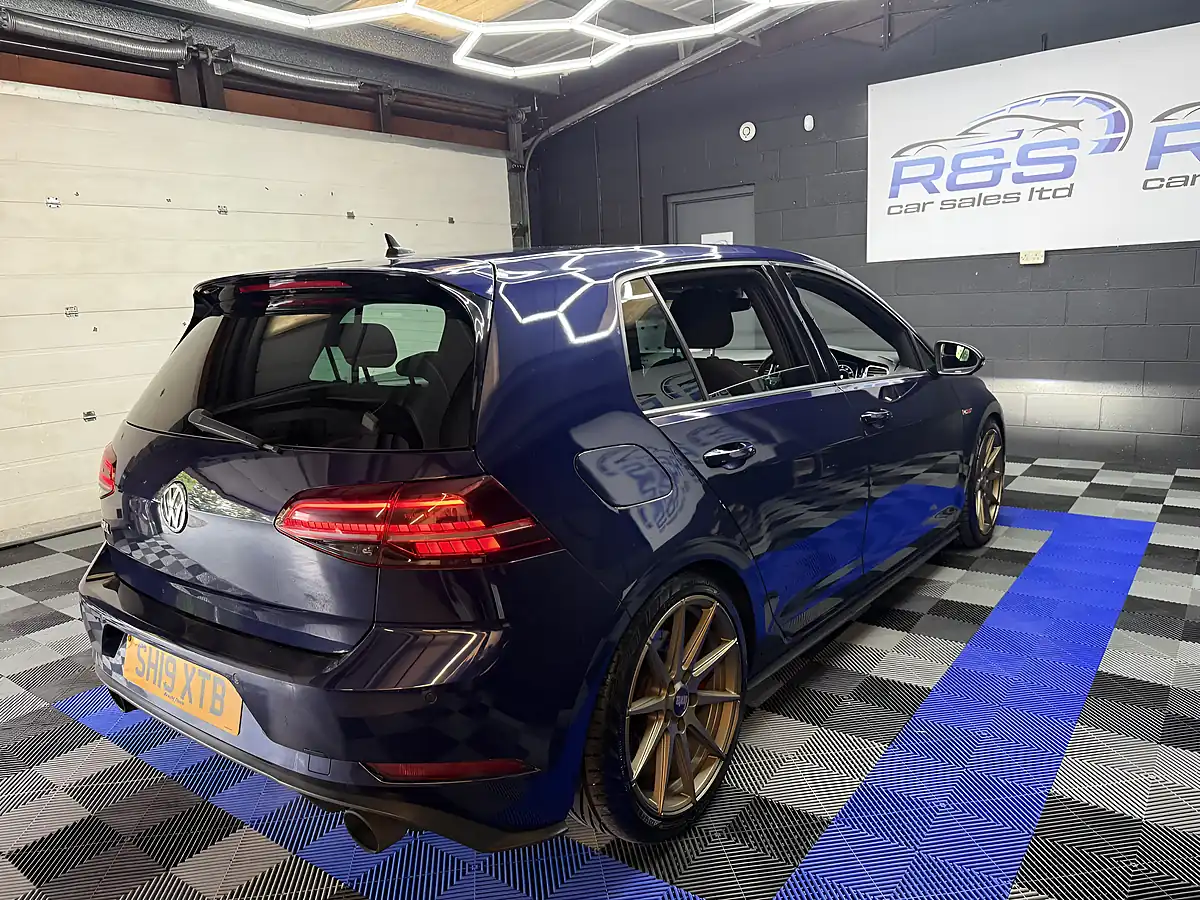 Used 2019 Volkswagen Golf GTI Performance Blue - Interior and Exterior details 14
