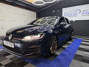 Used 2019 Volkswagen Golf GTI Performance Blue - Interior and Exterior details 6