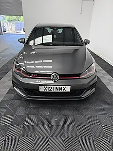 Used 2019 Volkswagen Golf GTI Performance Grey - Interior and Exterior details 2