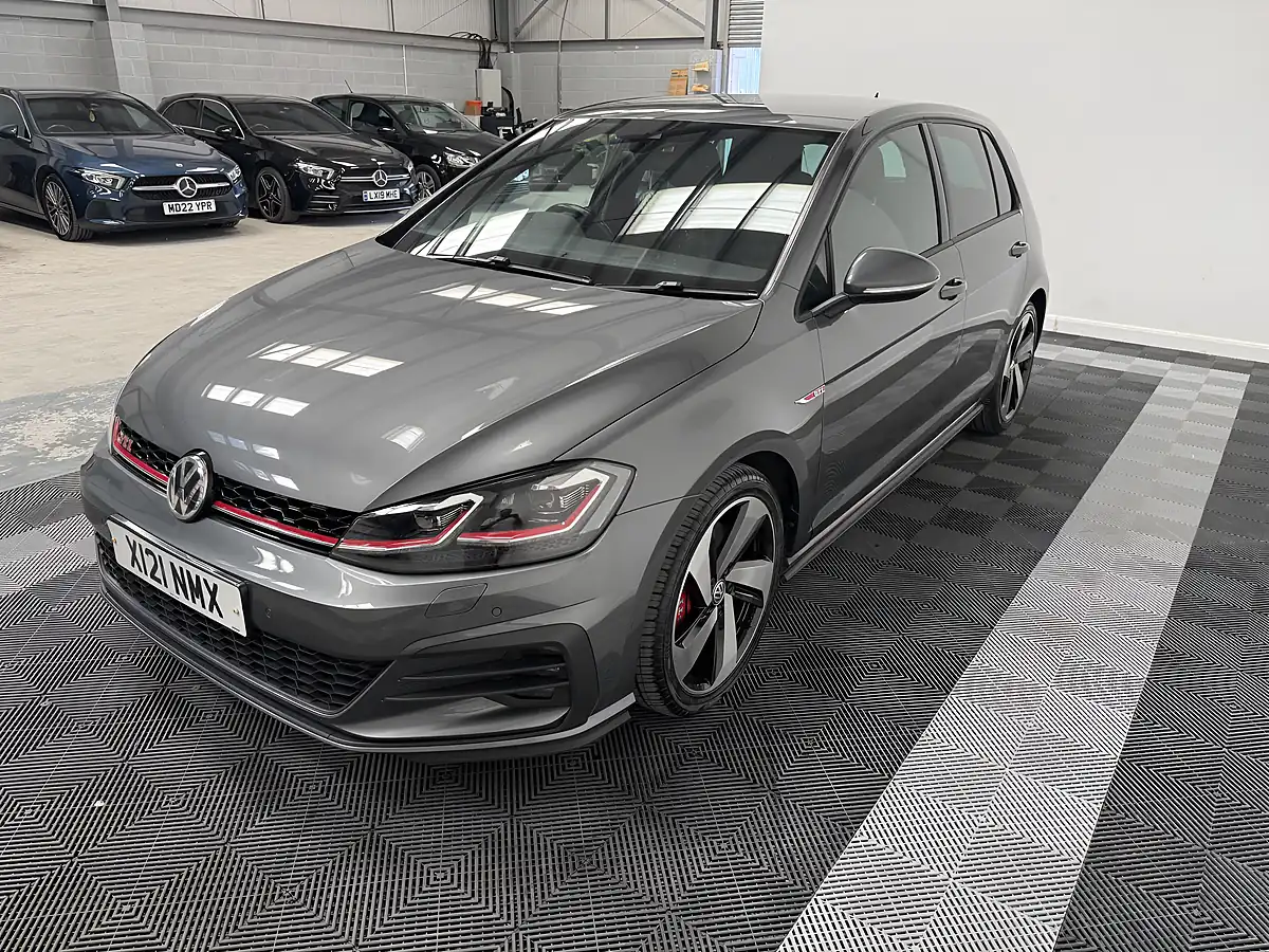 Used 2019 Volkswagen Golf GTI Performance Grey - Interior and Exterior details 3