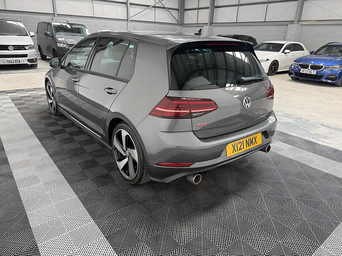 Used 2019 Volkswagen Golf GTI Performance Grey - Interior and Exterior details 4