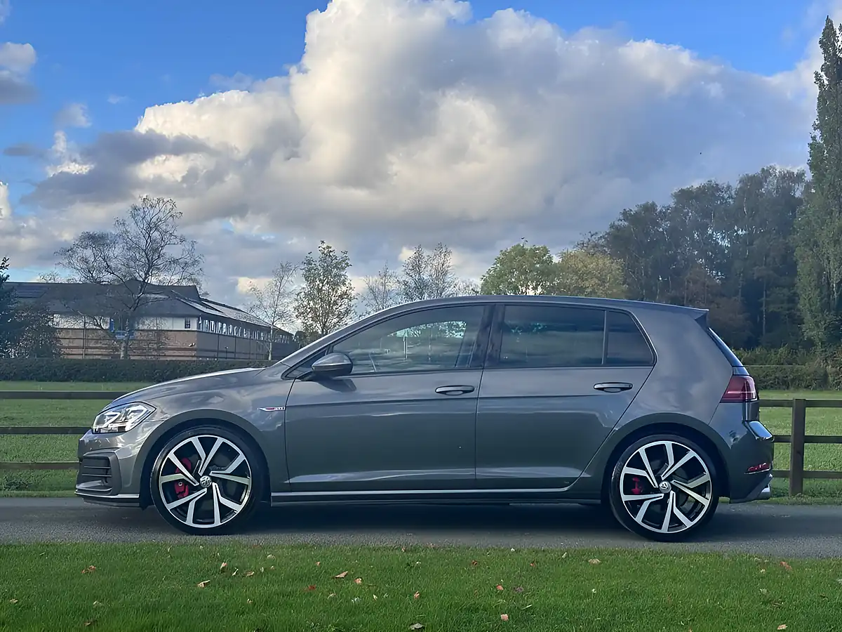 Used 2019 Volkswagen Golf GTI Performance Grey - Interior and Exterior details 7
