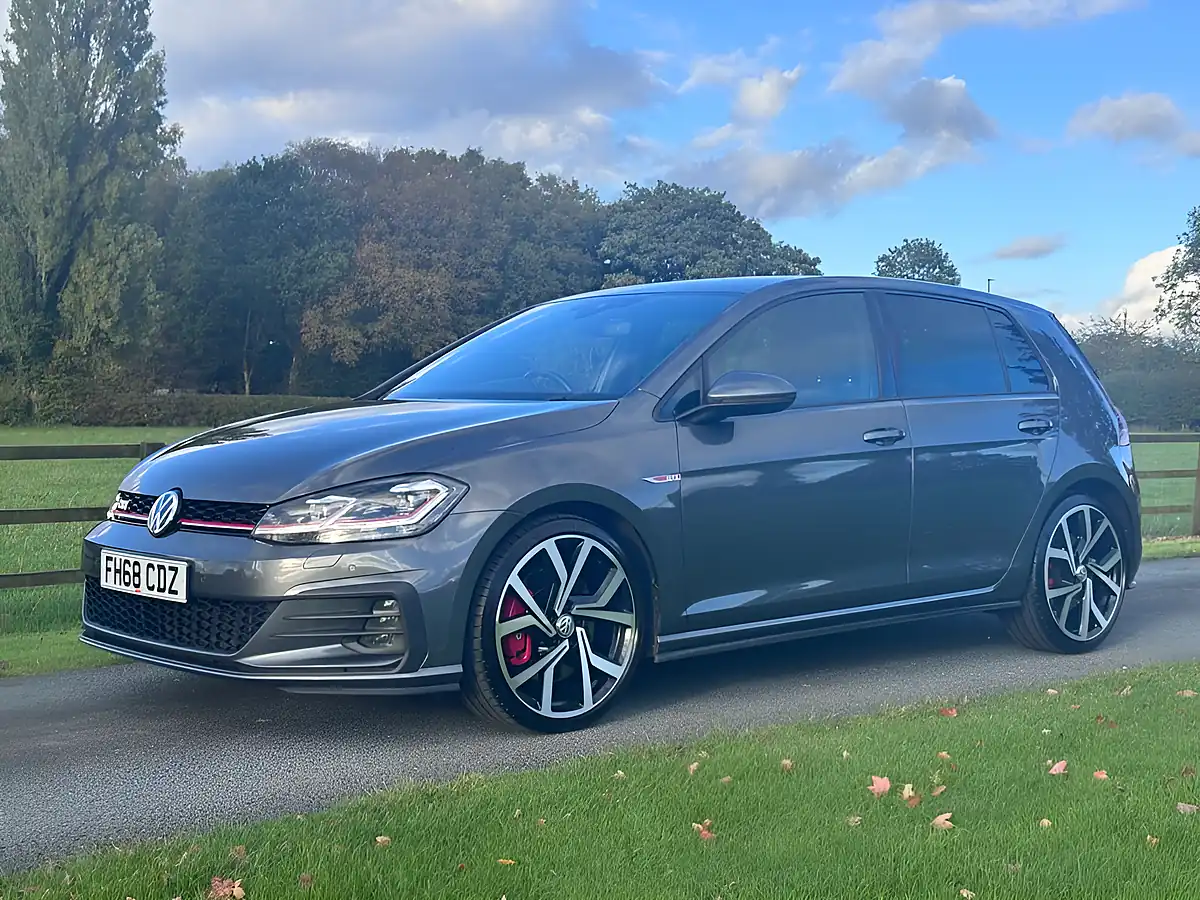 Used 2019 Volkswagen Golf GTI Performance Grey - Interior and Exterior details 8