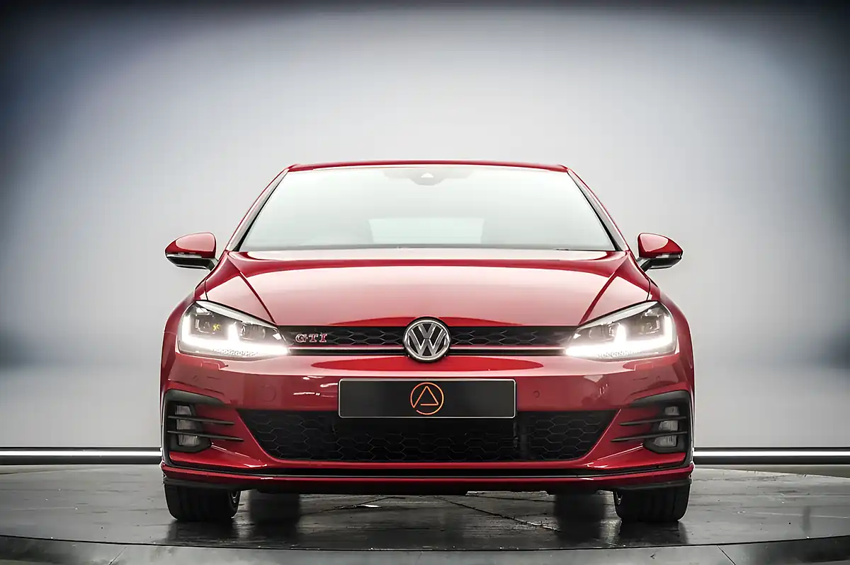 Used 2019 Volkswagen Golf GTI Performance Red - Interior and Exterior details 9