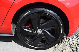 Used 2019 Volkswagen Golf GTI Performance Red - Interior and Exterior details 6