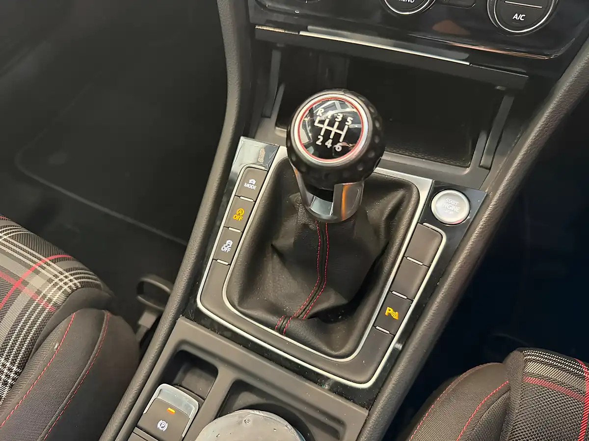 Used 2019 Volkswagen Golf GTI Performance Red - Interior and Exterior details 16