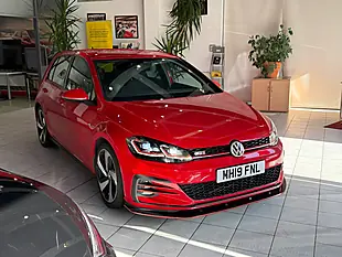 Used 2019 Volkswagen Golf GTI Performance Red - Interior and Exterior details 2