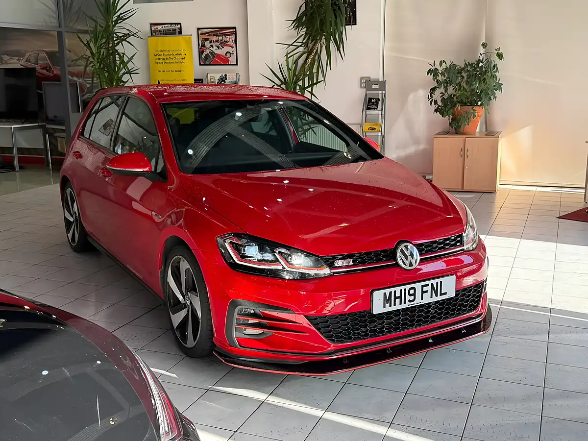 Used 2019 Volkswagen Golf GTI Performance Red - Interior and Exterior details 2